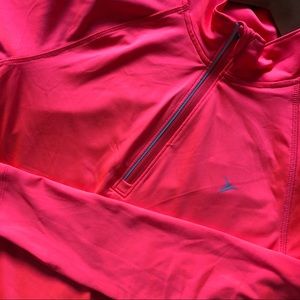 Activewear top / Performance Pullover
